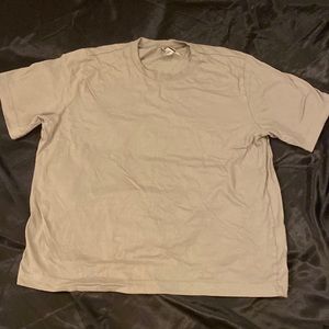 H&M green t-shirt